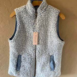 Reversible 2 in 1 vest
